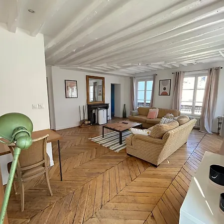 Outstanding And Sunbathed 3 Br Appartamento Parigi